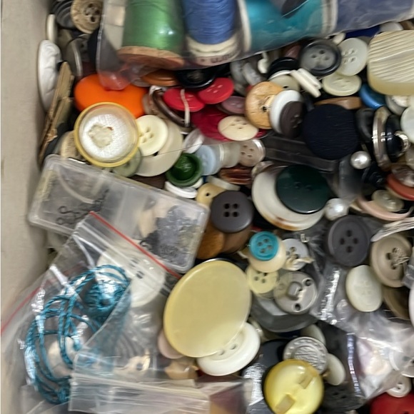 Colorful Button and Accessory Collection - Picture 2 of 5